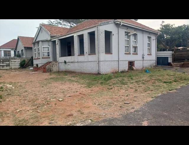 3 BEDROOM HOUSE FOR SALE IN MONTCLAIR